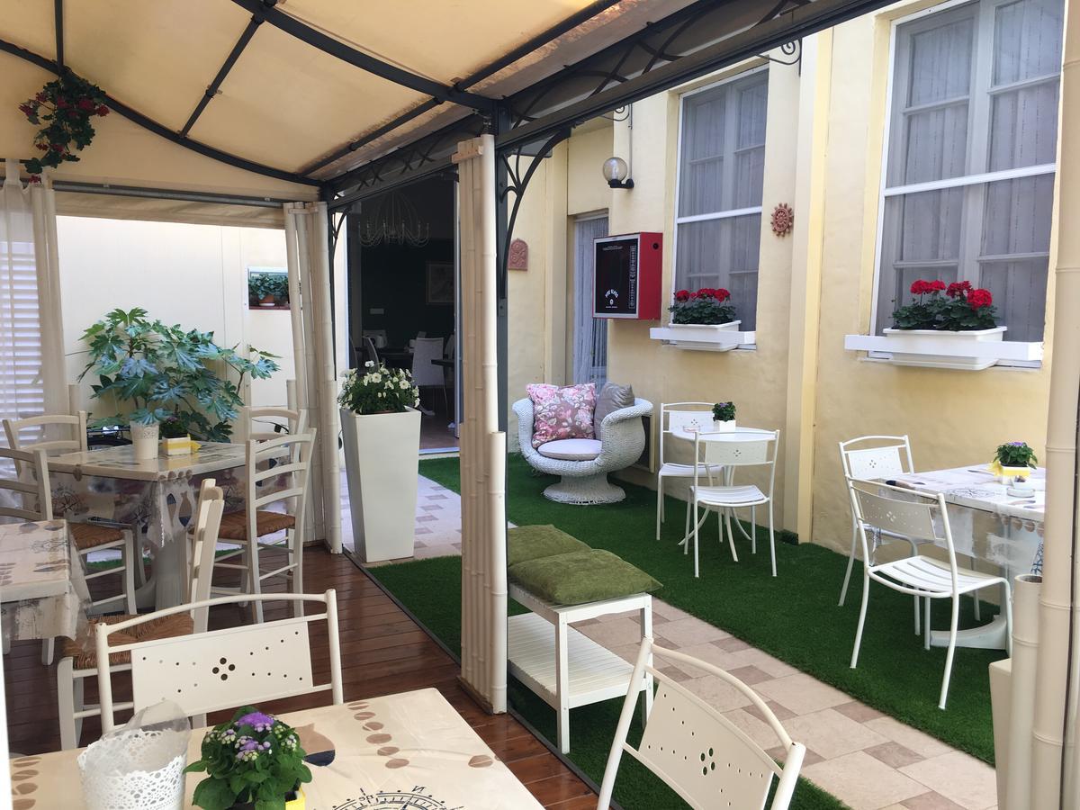 Hotel Internazionale Viareggio Ngoại thất bức ảnh